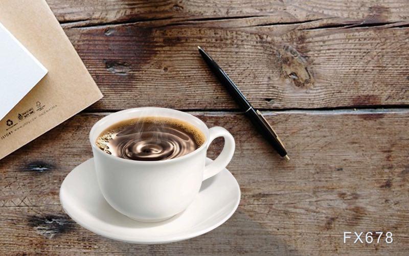 10月24日财经早餐：地缘避险需求再起支撑金价，美制裁俄罗斯原油企业，油价创两周最高